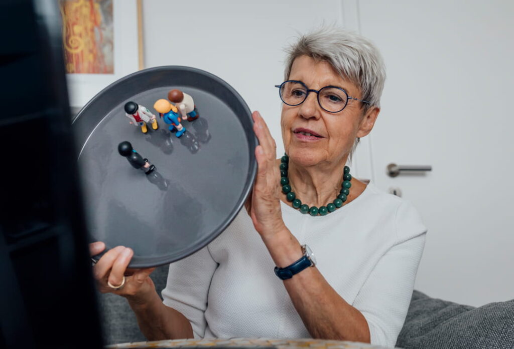 Rosmarie Holterman - Heilpraktikerin mit 40 Jahren Erfahrung und Expertin in der Systemische Aufstellung